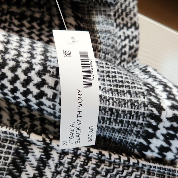 Womens Vine and Valley coat - Picture 4 of 4